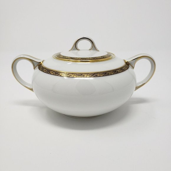 1814 CM Hutschenreuther Hohenberg Olivia Germany Sugar Bowl Gold Holly Motif Rim - Picture 1 of 8
